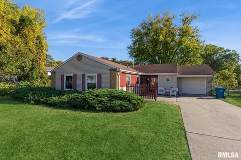 510 Oaklawn Ave, East Moline, IL 61244