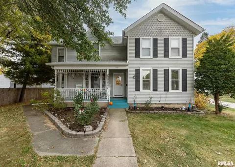 410 W 1st St, Geneseo, IL 61254