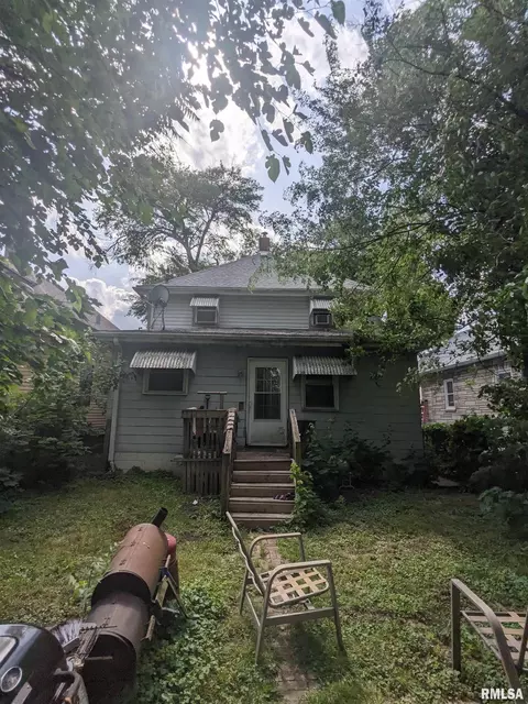 1324 17th St, East Moline, IL 61244