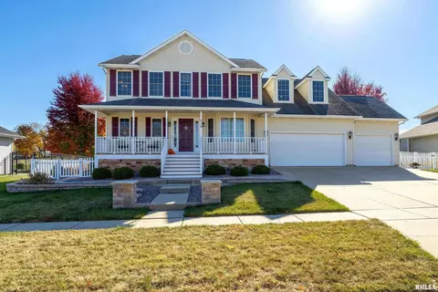 818 Stone Church Ln, Geneseo, IL 61254