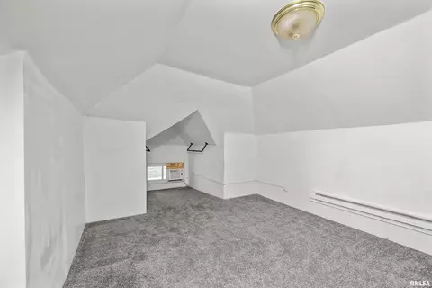 2121 3rd St, Moline, IL 61265 photo 20