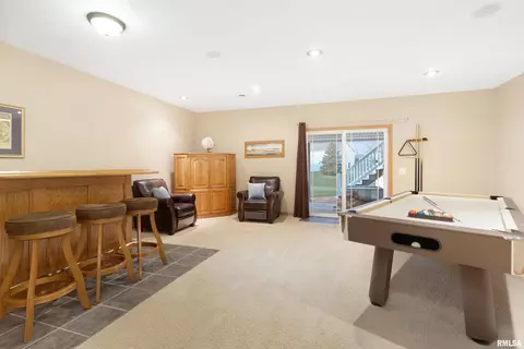 18 Dawn Ct, Eldridge, IA 52748 photo 23