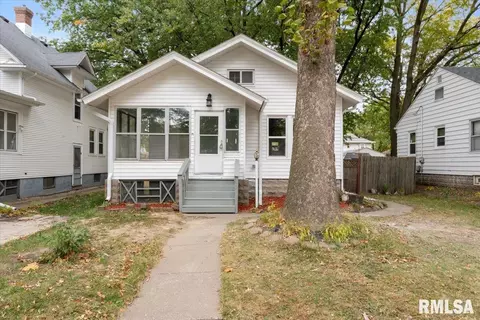 413 S Concord St, Davenport, IA 52802