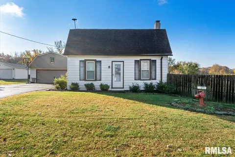 3035 148th Ave, Sherrard, IL 61281