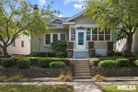 1121 E Denison Ave, Davenport, IA 52803