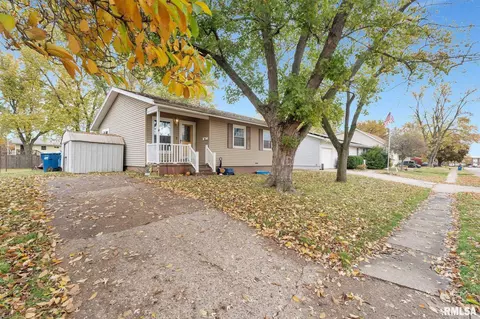 1413 20th Ave, Silvis, IL 61282 photo 11