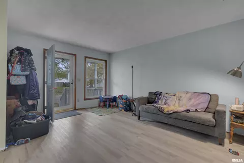 1413 20th Ave, Silvis, IL 61282 photo 8