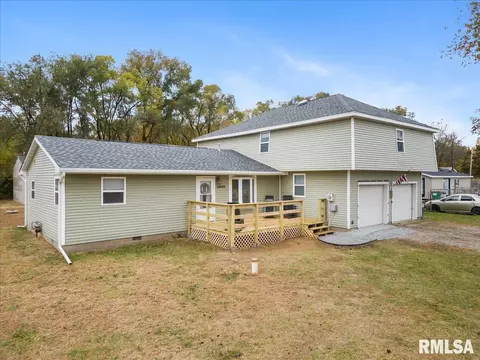 11640 96th Ave, Blue Grass, IA 52726