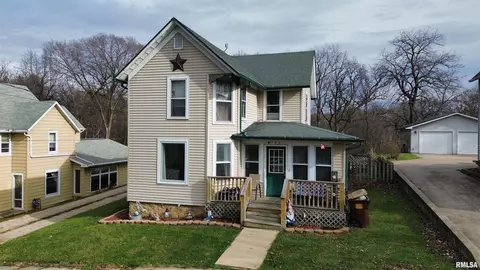 107 N Strickler Ave, Mount Carroll, IL 61053