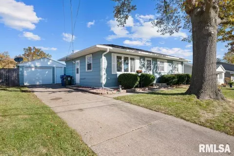 3256 W Colorado St, Davenport, IA 52804