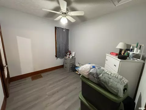 4301 17th Ave, Moline, IL 61265 photo 16