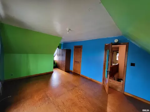 562 N County Road 850, Sutter, IL 62373 photo 12