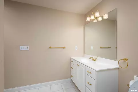 3511 53rd St, Moline, IL 61265 photo 30