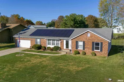 1018 E Patton Dr, Marion, IL 62959 photo 1