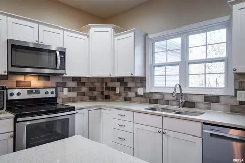 4885 Andrew Rd, Marion, IL 62959 photo 15