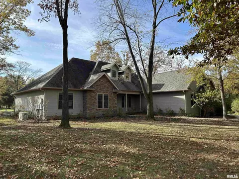 6358 Denali Ln, Carterville, IL 62918