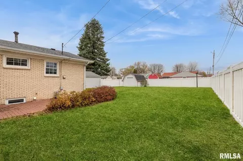 115 E 8th Ave, Colona, IL 61241 photo 18