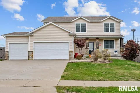 4728 59th Ave, Bettendorf, IA 52722