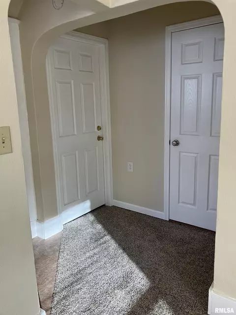 506 Pine St, Kewanee, IL 61443 photo 9