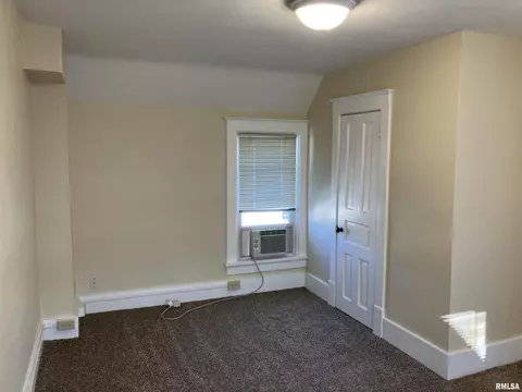 506 Pine St, Kewanee, IL 61443 photo 25