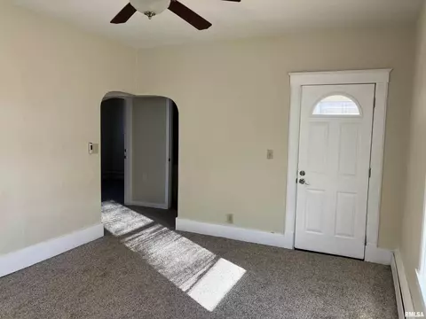 506 Pine St, Kewanee, IL 61443 photo 6