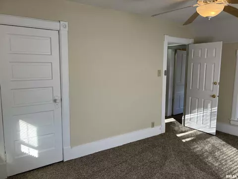 506 Pine St, Kewanee, IL 61443 photo 22