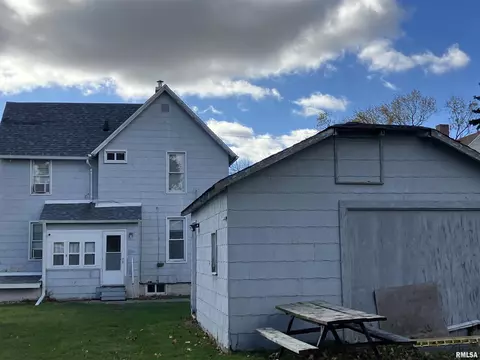506 Pine St, Kewanee, IL 61443 photo 32