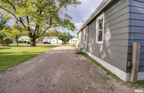 516 8th Ave, Silvis, IL 61282 photo 40