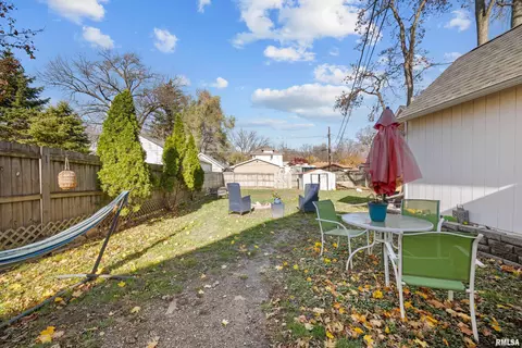 1827 16th Ave, Moline, IL 61265 photo 24