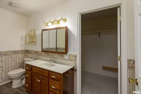 2115 Weaver Rd, Herrin, IL 62948 photo 19