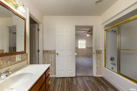 2115 Weaver Rd, Herrin, IL 62948 photo 20