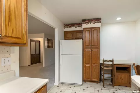2115 Weaver Rd, Herrin, IL 62948 photo 12