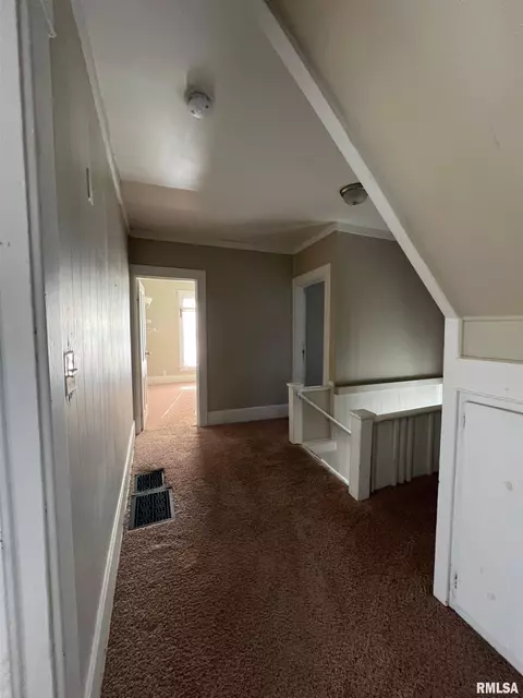 1502 17th St, Moline, IL 61265 photo 6