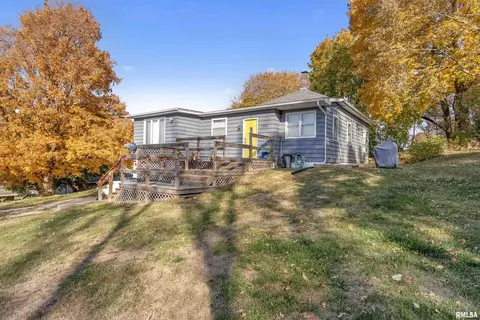 1335 Us Hwy 67, Sherrard, IL 61281