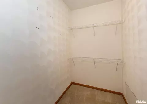 1909 13th St, Silvis, IL 61282 photo 14