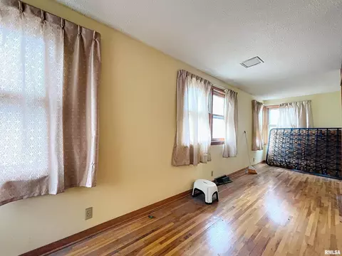 734 18th Avenue A, Moline, IL 61265 photo 38