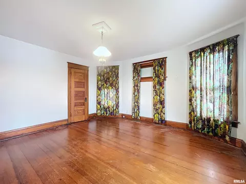 734 18th Avenue A, Moline, IL 61265 photo 25