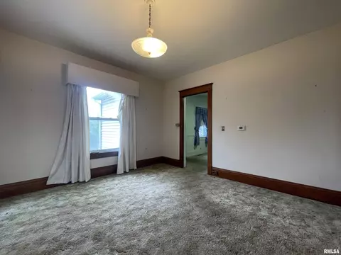 734 18th Avenue A, Moline, IL 61265 photo 9