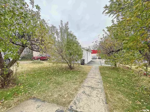 734 18th Avenue A, Moline, IL 61265 photo 44