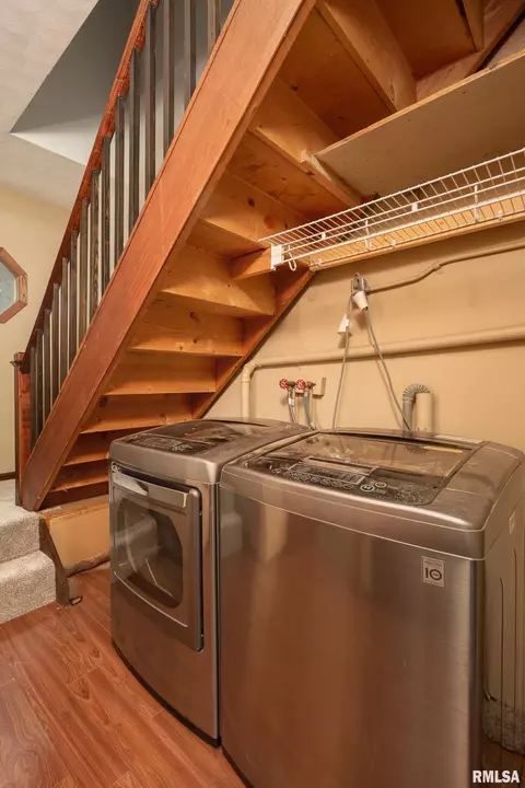 2453 32nd St, Moline, IL 61265 photo 14