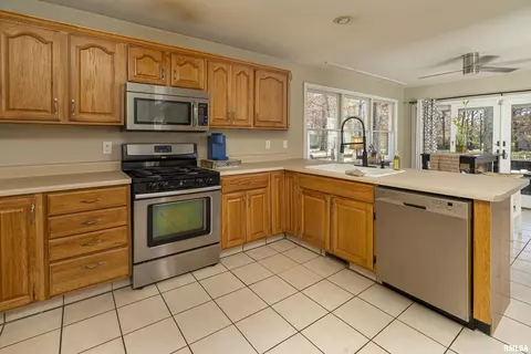 2004 Gingham Ct, Marion, IL 62959 photo 14