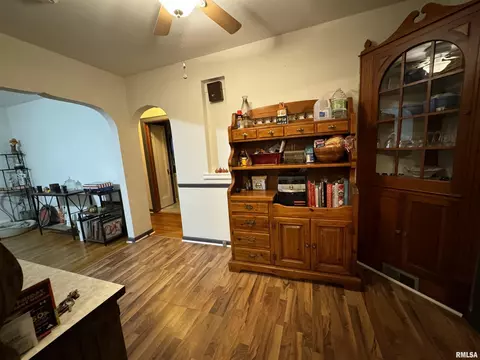 1624 9th St, Moline, IL 61265 photo 7