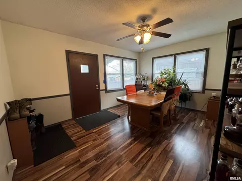 1624 9th St, Moline, IL 61265 photo 9