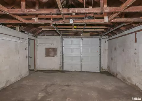6700 33rd St, Moline, IL 61265 photo 28