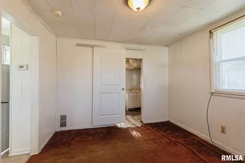 304 5th St, Hampton, IL 61256 photo 12