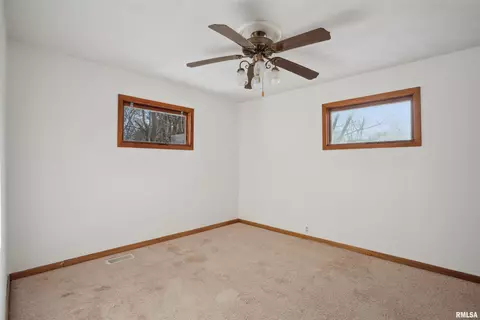 812 1st Ave, Hampton, IL 61256 photo 11