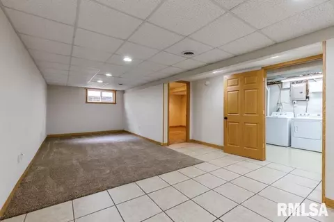 1204 Windsor Dr, Clinton, IA 52732 photo 20