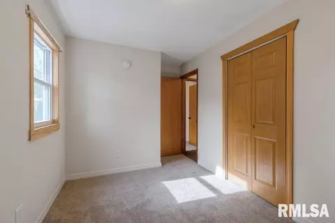 1204 Windsor Dr, Clinton, IA 52732 photo 17