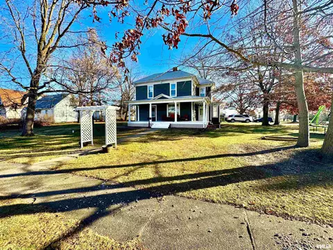 510 SE 5th Ave, Aledo, IL 61231
