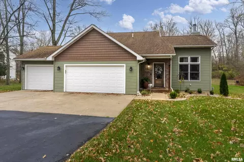 1809 Spring Garden Rd, Marion, IL 62959